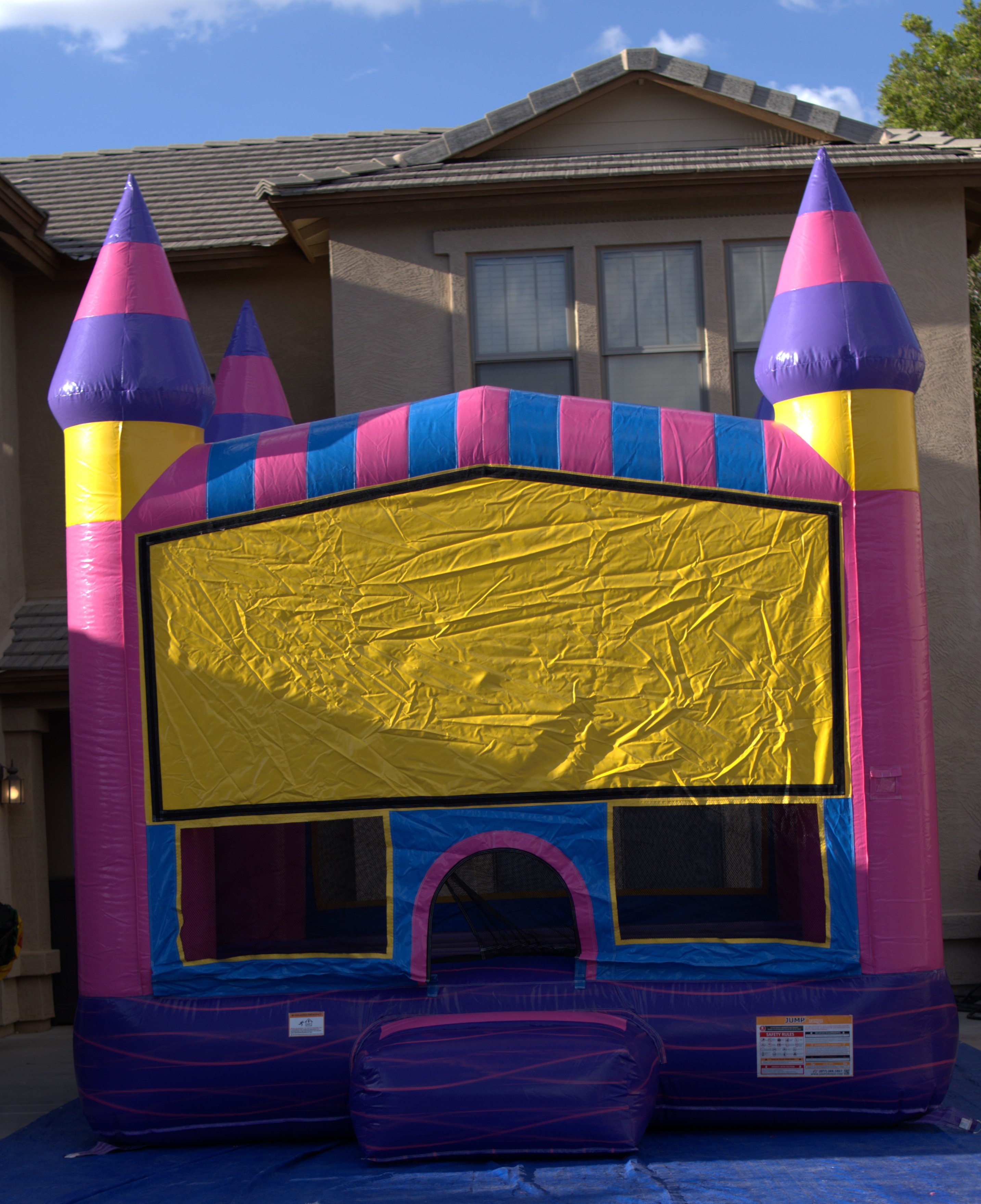 Pink bounce house rental in Goodyear Arizona